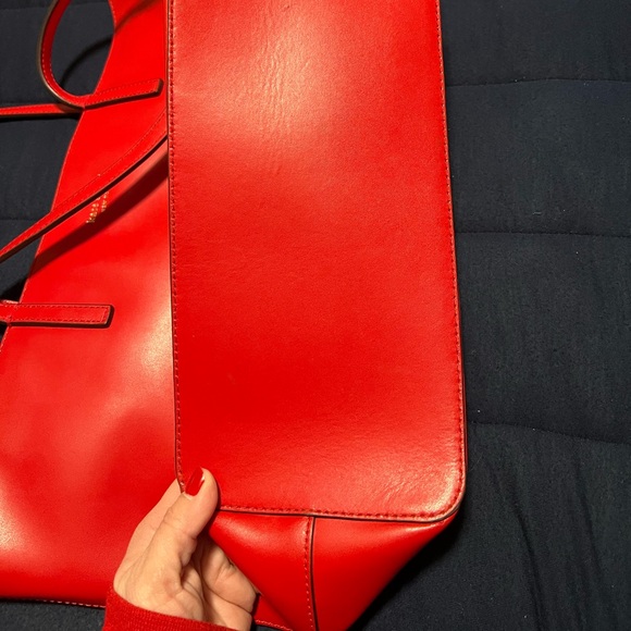 Kate Spade Tote Red - Picture 5 of 5